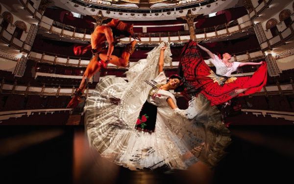 70 años Así te abraza México. Ballet Folklórico de México de Amalia Hernández